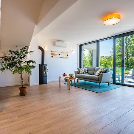 Villa Ostoja Lubiatowo à Lubiatowo  Extérieur photo