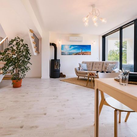 Villa Ostoja Lubiatowo à Lubiatowo  Extérieur photo